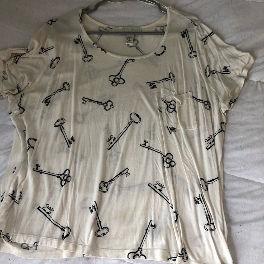 Loose fitting fun t-shirt